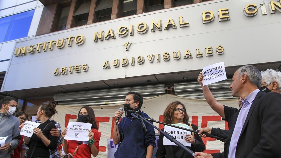 El Gobierno de Javier Milei oficializará el cierre del INCAA
