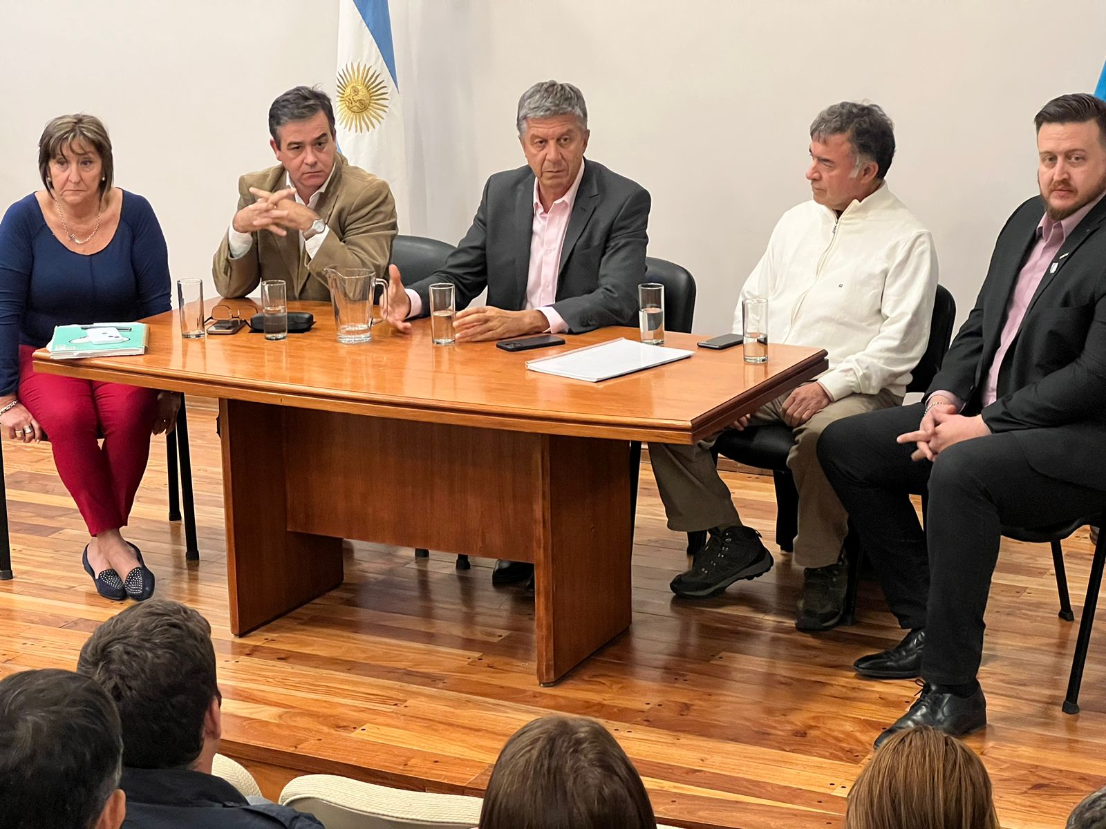 Chubut: Buscan acelerar y digitalizar los trámites de la Inspección General de Justicia y analizarán subas salariales para el personal porque consideran que son “bajísimos”