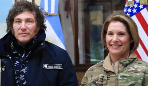 Milei: “No han hecho nada por defender la integridad territorial de nuestro Mar Argentino, que año tras año ha sido invadido por pesqueros ilegales”