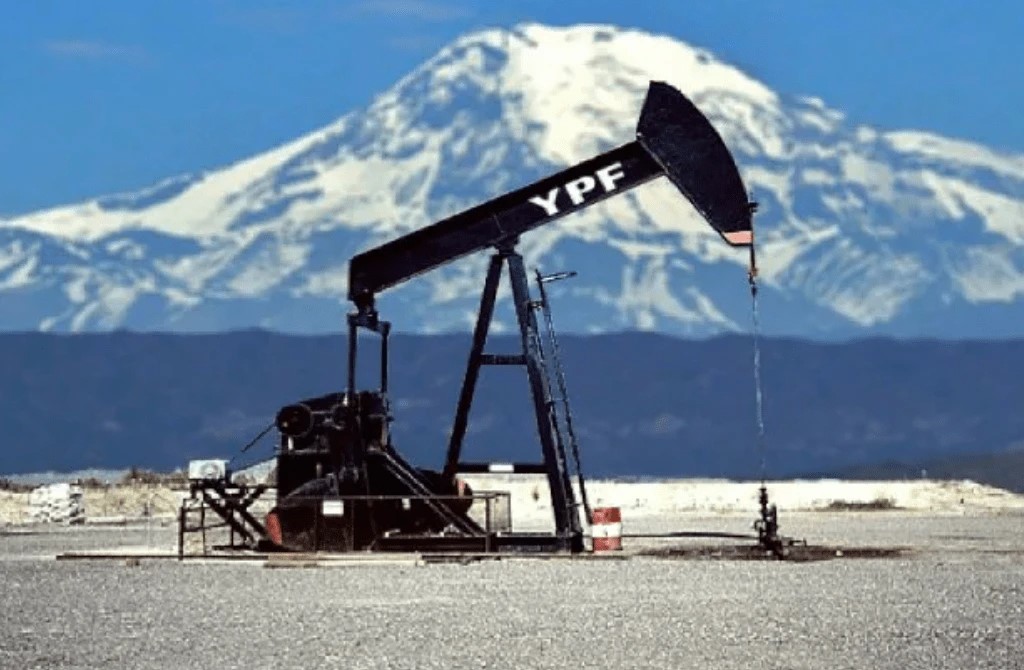 Irritación en el Gobierno de Vidal por la salida de YPF de Santa Cruz: “Nos tiran la llave y se van corriendo”