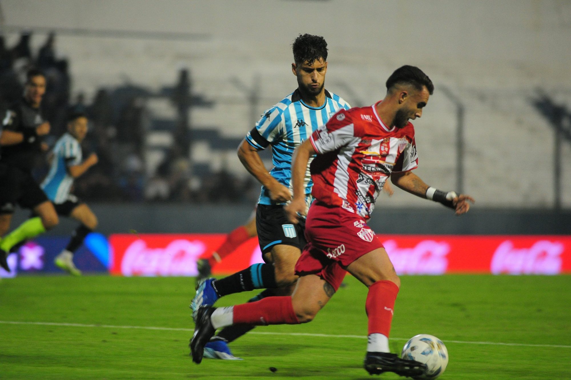 Copa Argentina: Con una histórica actuación, Talleres de Remedios de Escalada eliminó a Racing