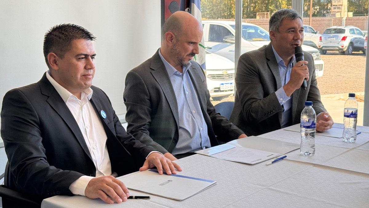 La mesa técnica de Vaca Muerta se reunió en Barrancas para analizar temas de seguridad, turismo, educación y emergencias