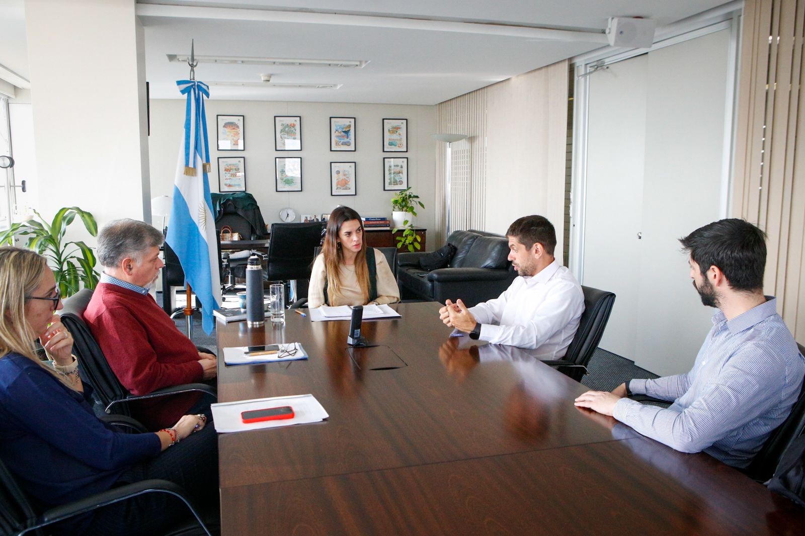 Ebene se reunió con la Subsecretaria de Turismo de la Nación para definir aspectos normativos de la actividad