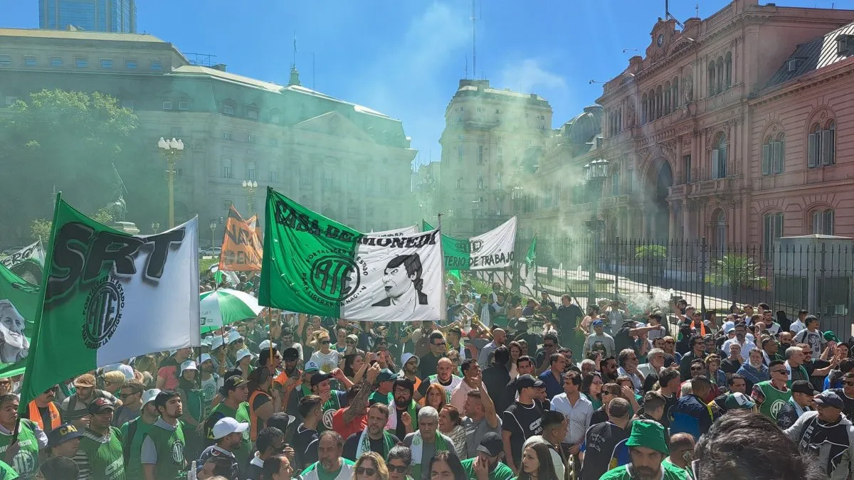 Paro de 24 horas: ATE anunció una medida de fuerza y marcha al Congreso contra la Ley Bases