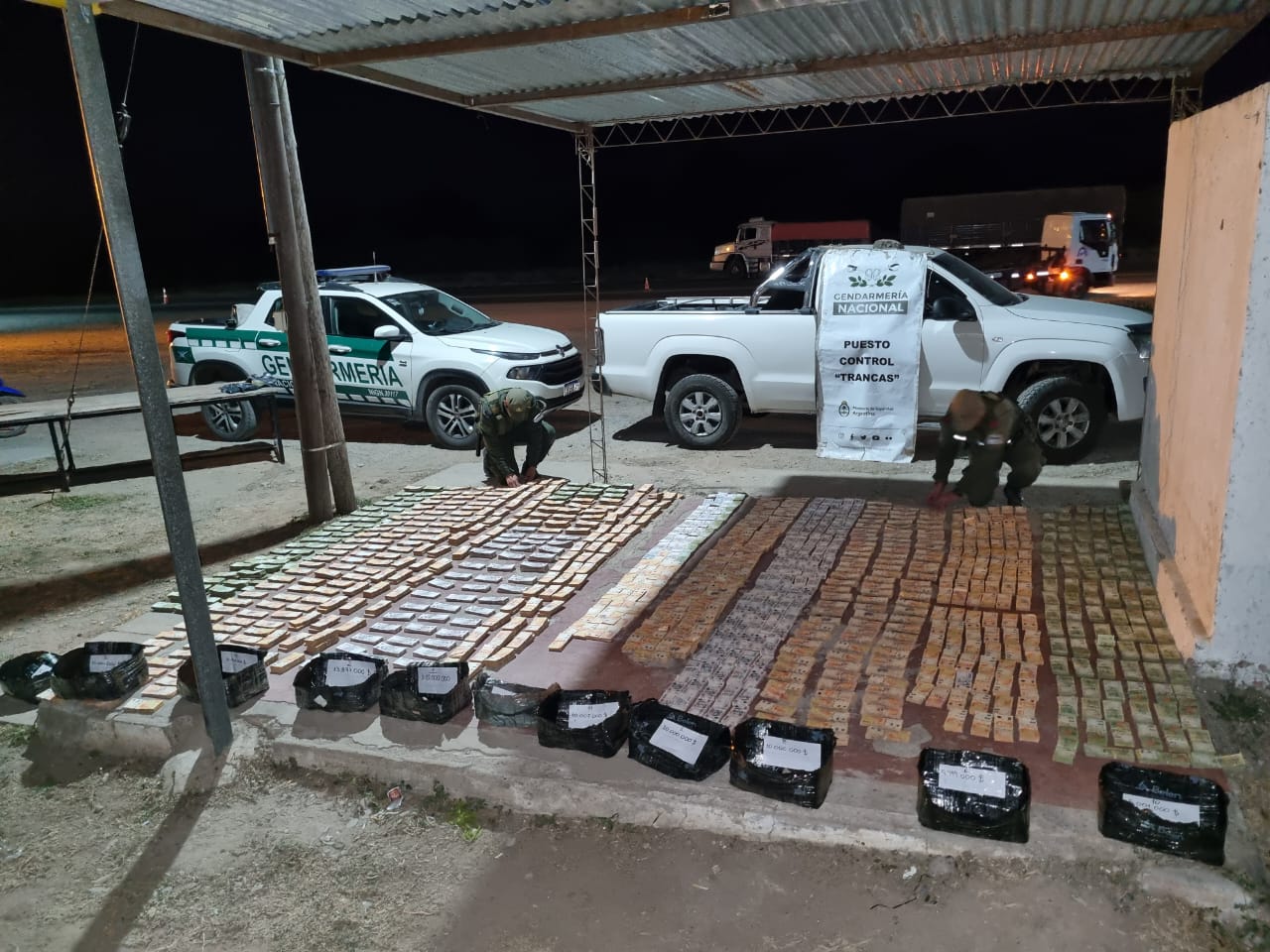 En diversos procedimientos, secuestraron $ 118 millones, marihuana y hojas de coca