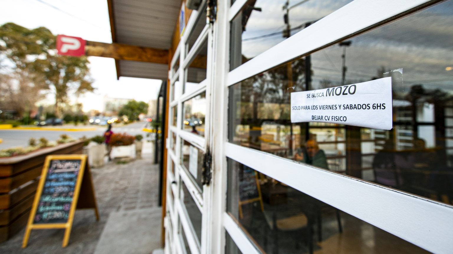 Durante el primer trimestre, aumentó el empleo en Neuquén