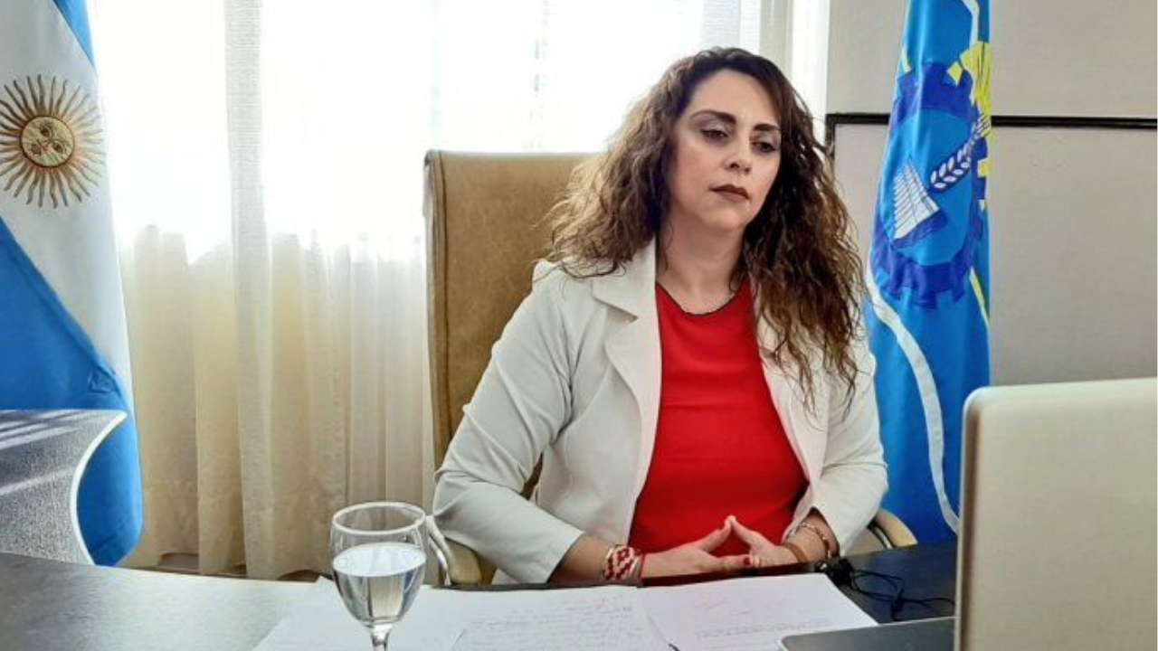 Loyola anunció medidas de asistencia en Camarones ante la situación meteorológica