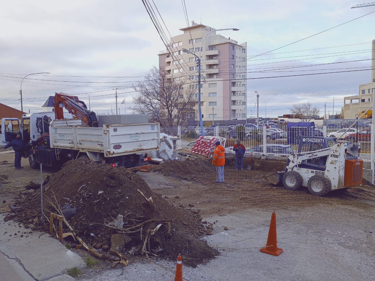 Provincia inició la obra de la subestación transformadora para instalar el resonador del Hospital Regional de Comodoro Rivadavia