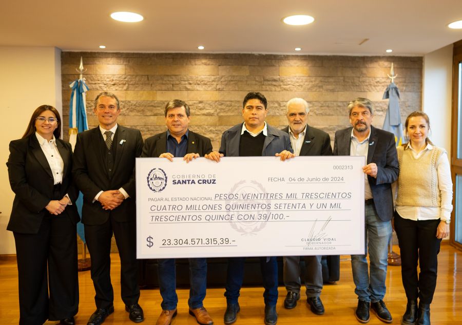 Santa Cruz: El gobierno canceló la deuda tomada por Alicia Kirchner