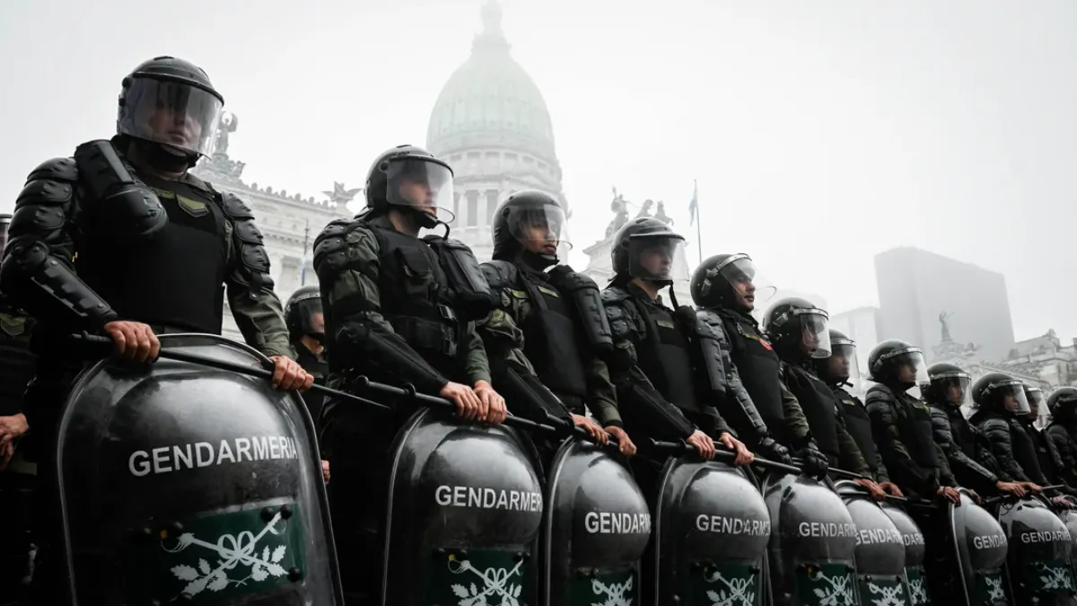 Tras los incidentes en cercanías del Congreso, el Gobierno felicitó a las fuerzas de seguridad: “Intentaron perpetrar un golpe de Estado”