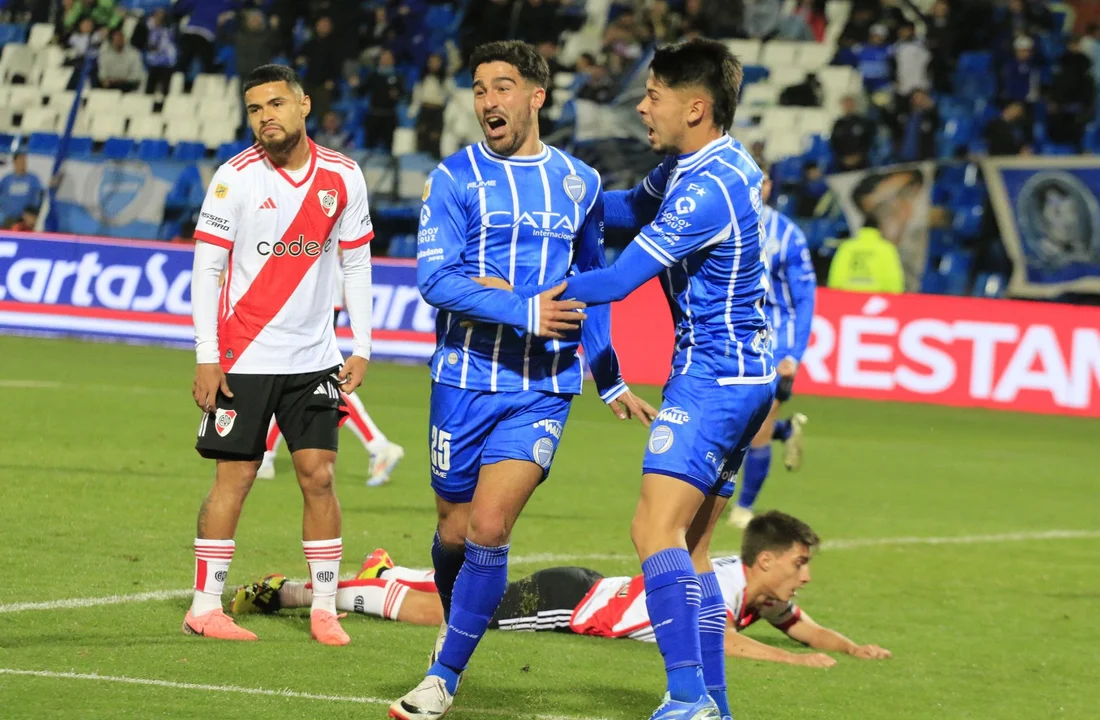 River no levanta cabeza y perdió 2 a 1 contra el último de la tabla