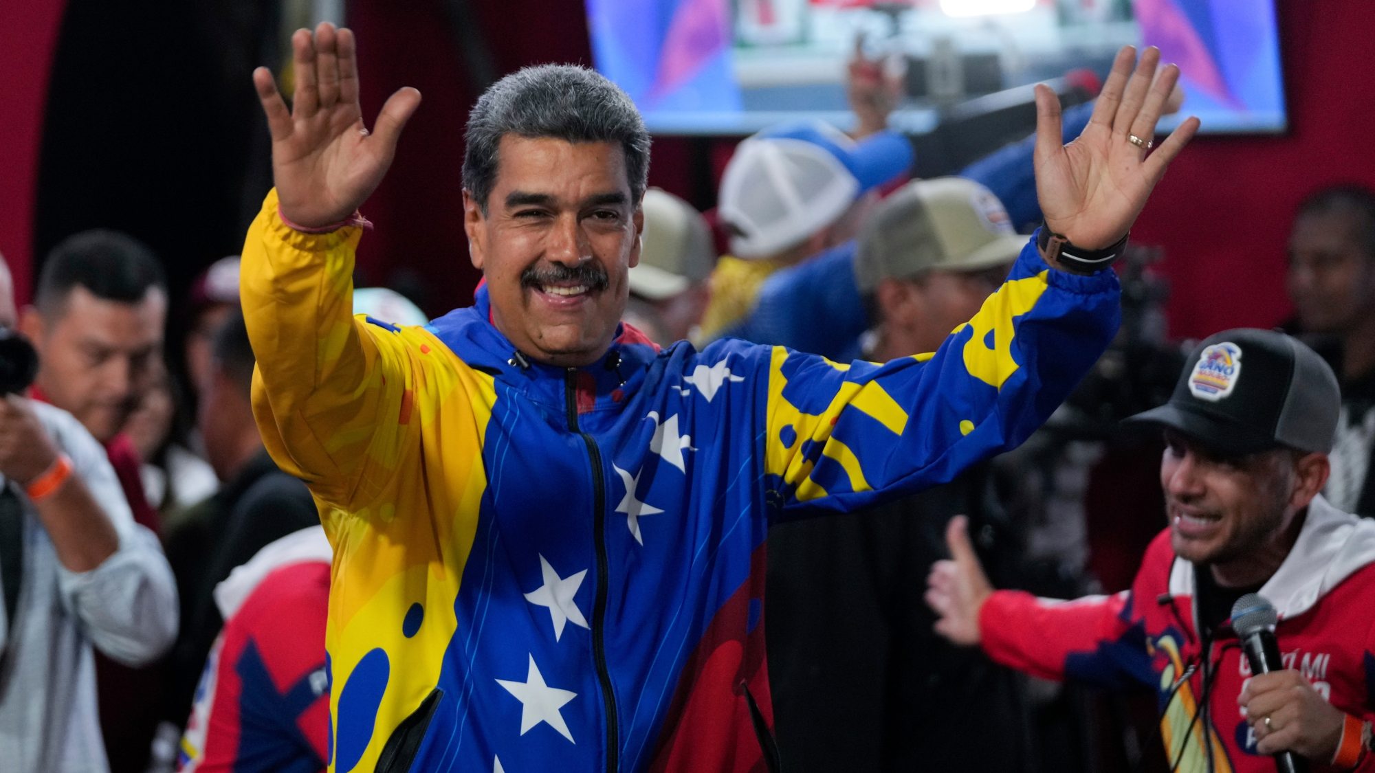Venezuela: El Consejo Nacional Electoral anunció la reelección de Maduro