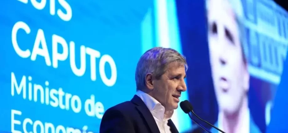 Caputo viaja a Brasil para la cumbre del G20 y buscará reunirse con autoridades del FMI