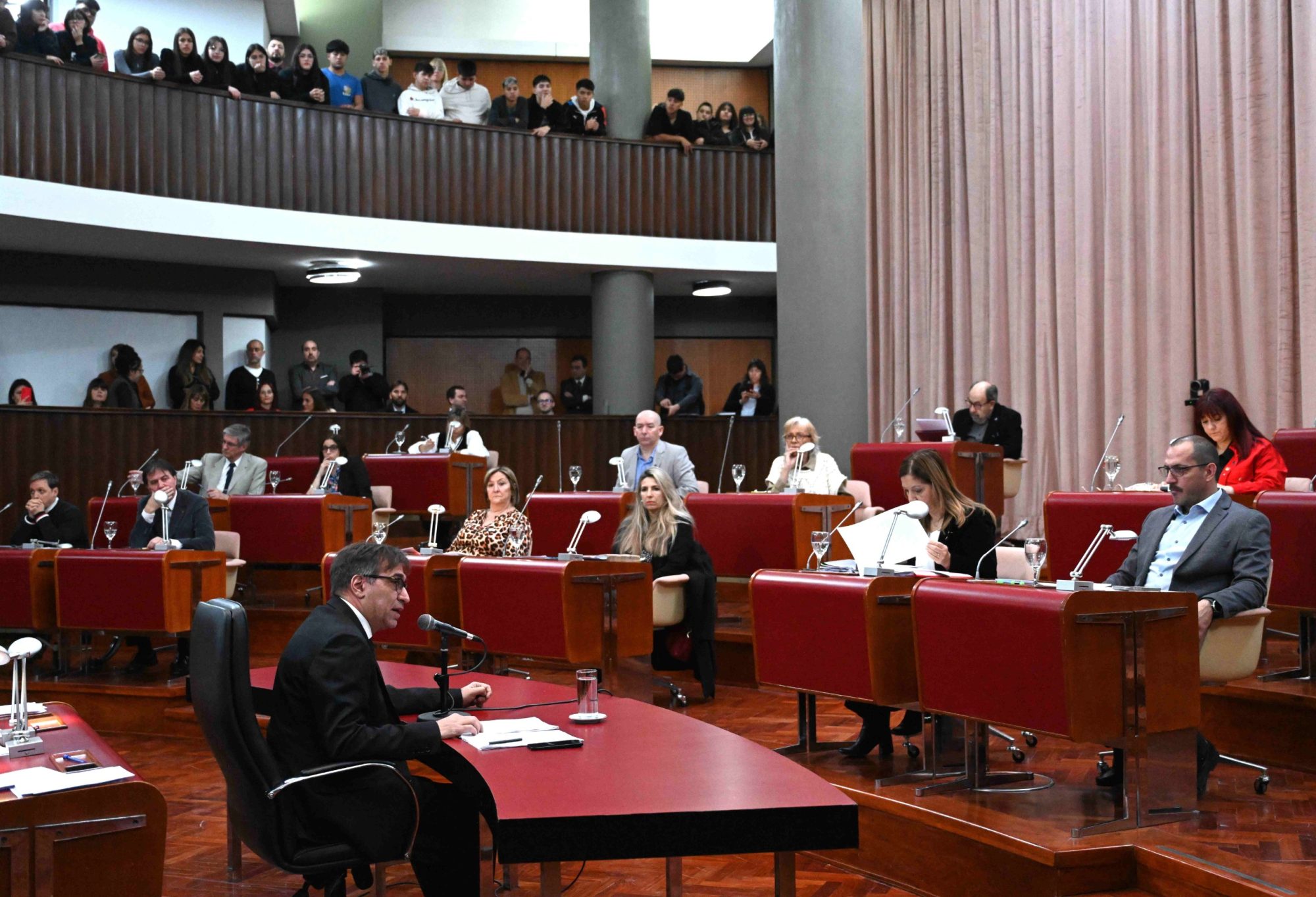 Javier Raidan, postulado por el Poder Ejecutivo para el Superior Tribunal de Justicia, respondió más de un centenar de preguntas de los diputados