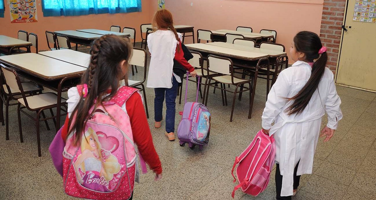 Neuquén: Durante la gestión de Figueroa se aumentaron 281% las partidas escolares