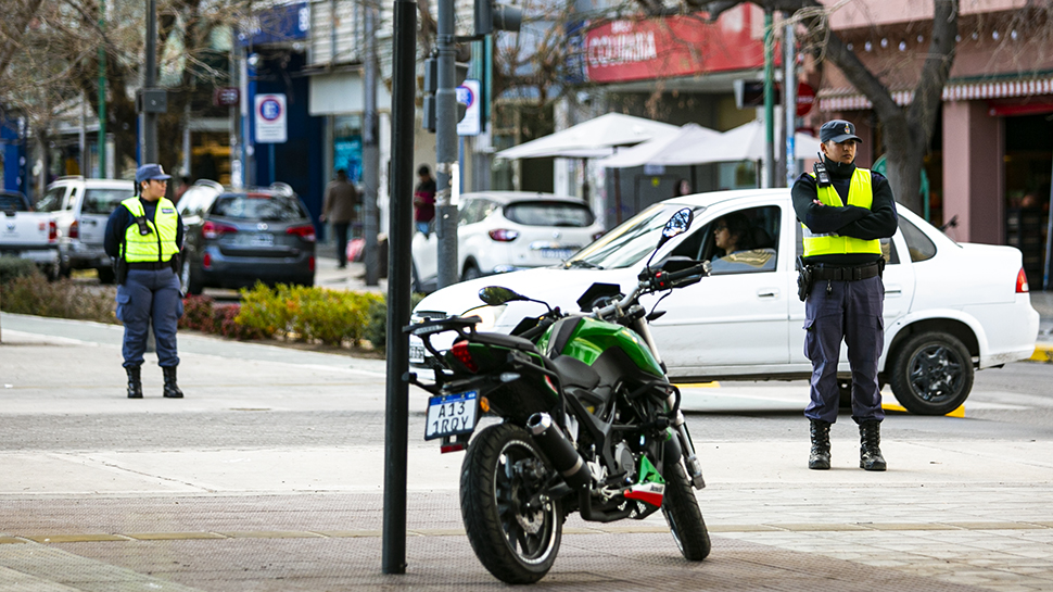 Neuquén: Por el cobro de haberes reforzarán patrullajes en la zona bancaria