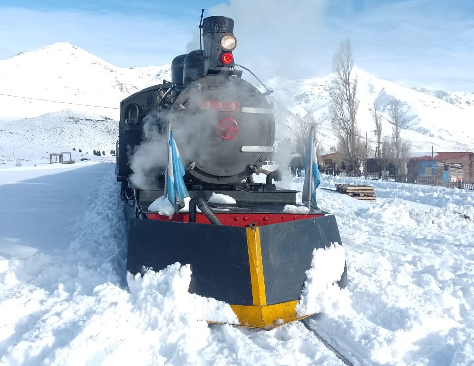 “La Trochita” anunció salidas durante la temporada de invierno y se prepara para recibir a turistas de todo el país y de diferentes partes del mundo