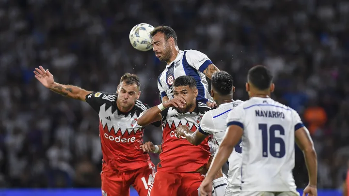 Copa Libertadores: Talleres recibe al River de Gallardo por los octavos de final