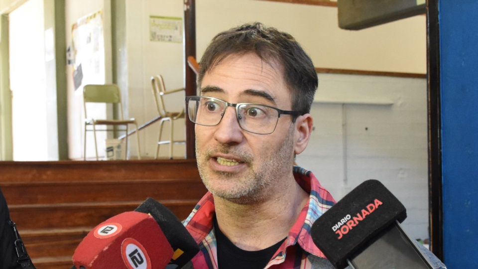Pablo Simonatti: “La mayoría de los docentes universitarios están por debajo del índice de la pobreza”