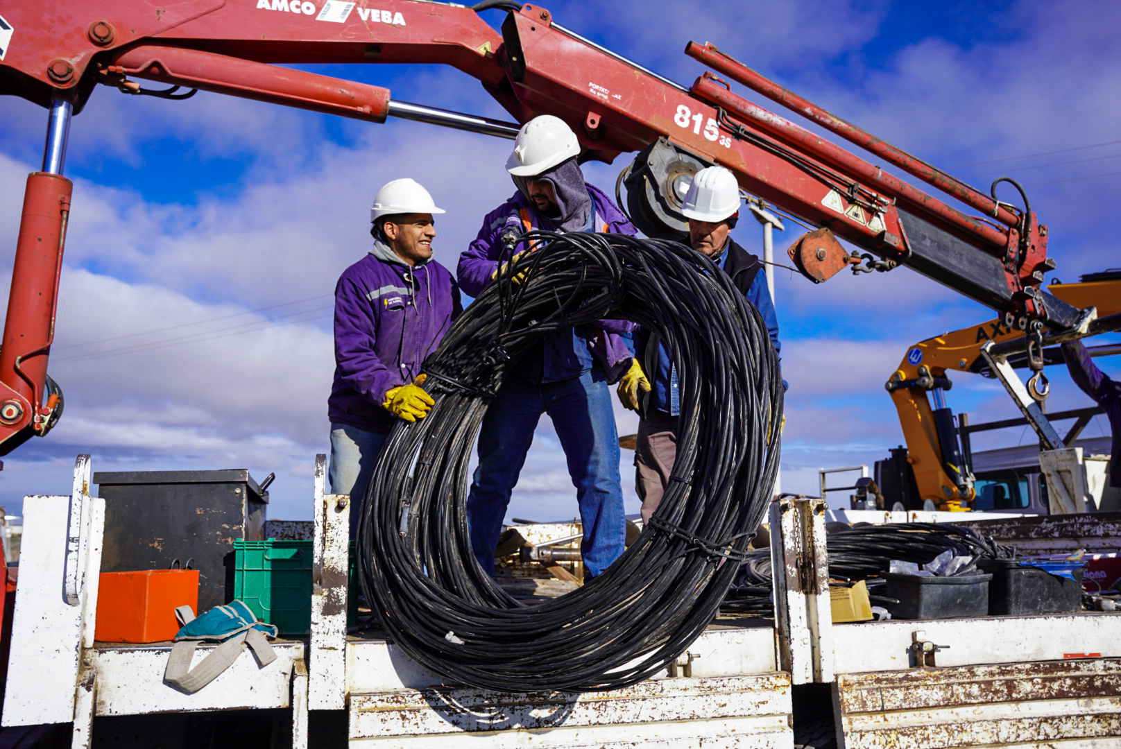 Rawson: Avanza la energización en los ex 711 Lotes