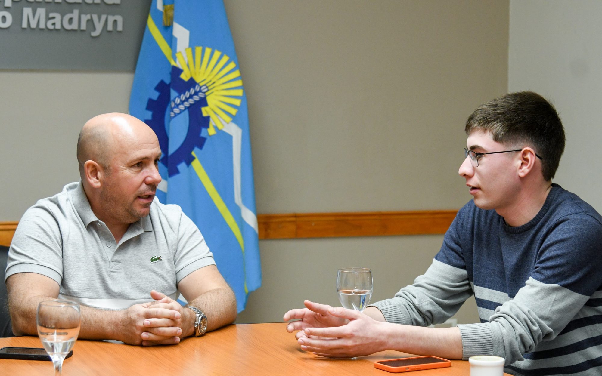 Sastre recibió a Luka Jones: “Hace mucho tiempo que nuestra política se basa en el trabajo conjunto y el diálogo constante con los intendentes”