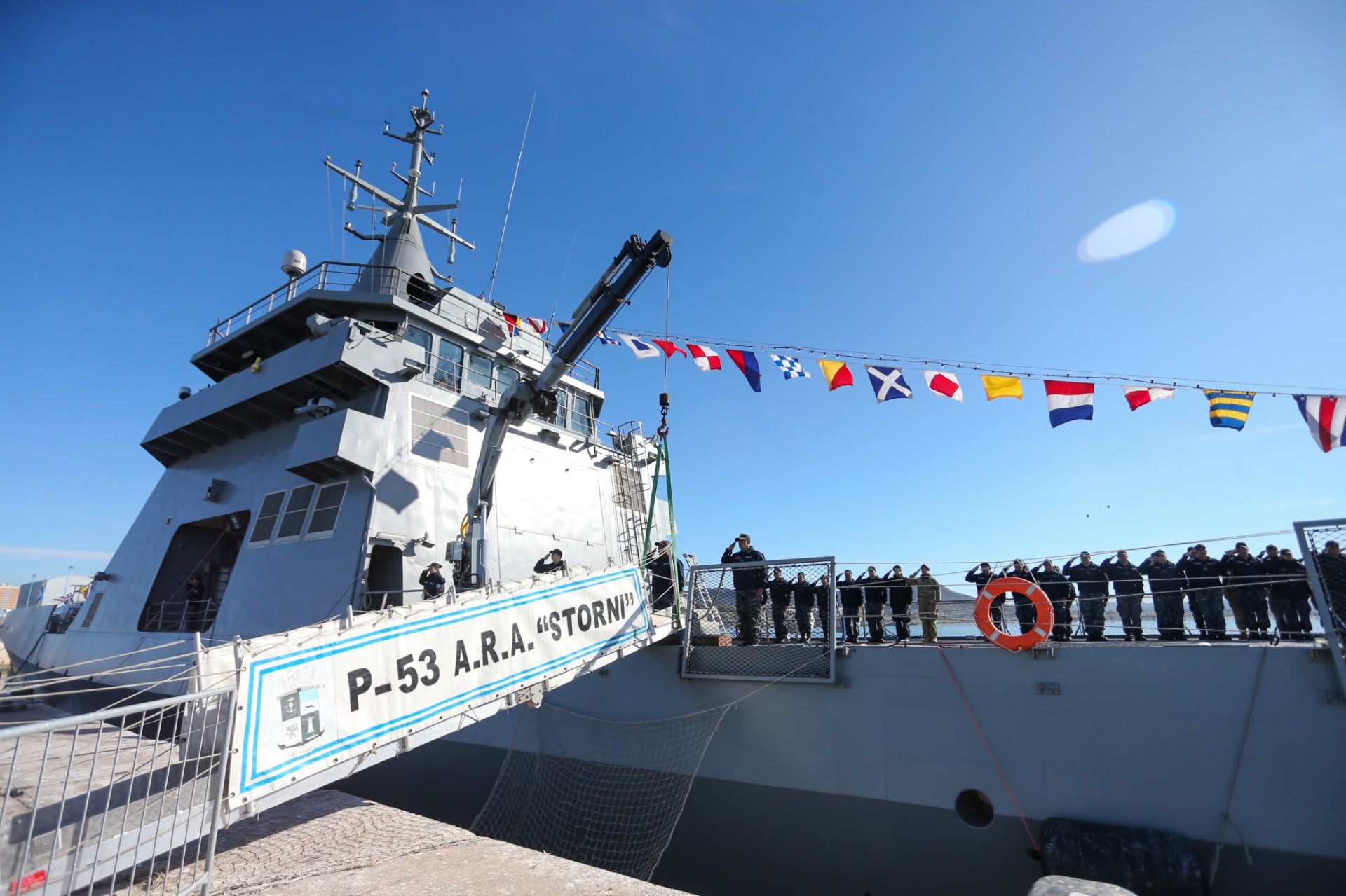 El patrullero oceánico “Almirante Storni” de la Armada Argentina ya se puede visitar en el puerto de Comodoro Rivadavia