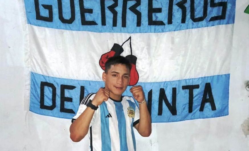 Mañana será el gran día para el trelewense Dylan Navarro: Debuta en la pelea estelar frente al salteño Astorga