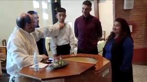 “Quiero ser Messi”: La respuesta viral de un niño en un bautismo cuando le preguntaron si deseaba ser cristiano