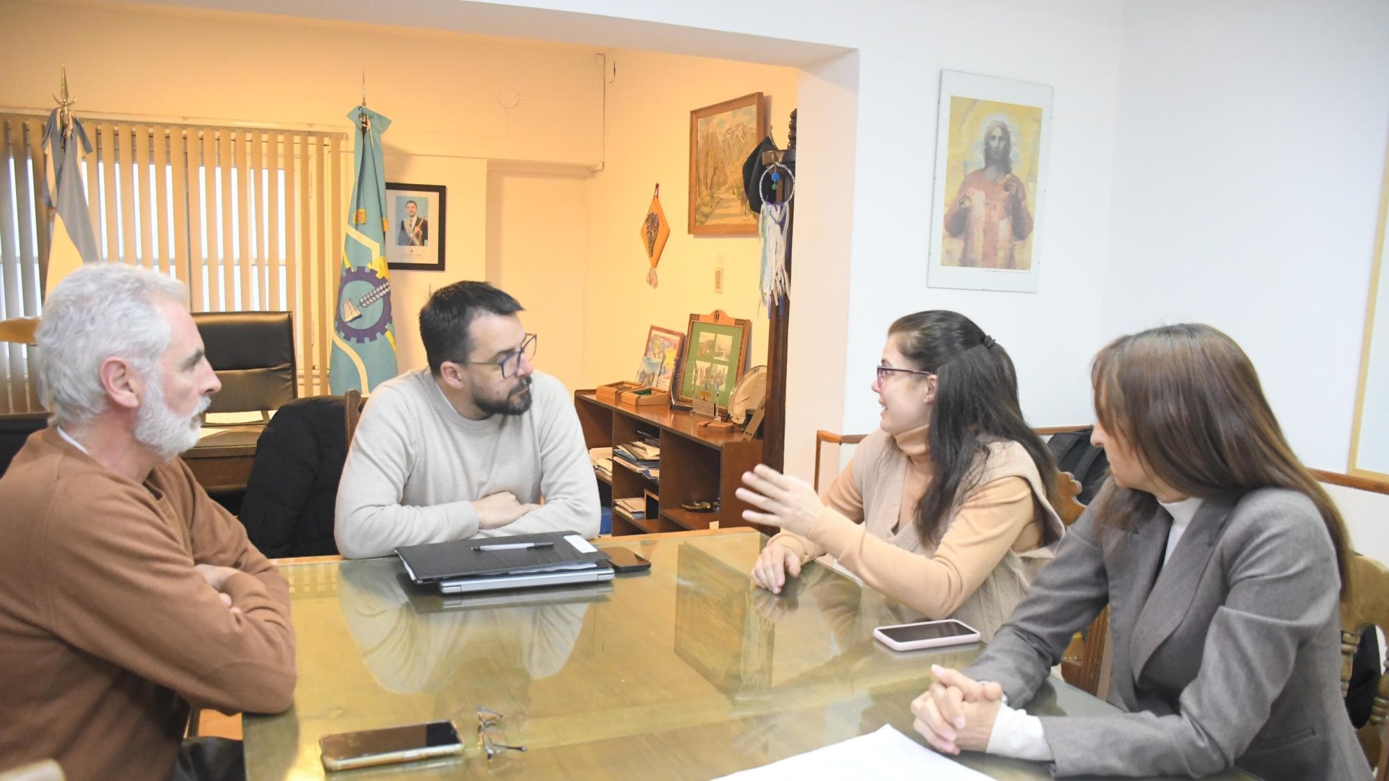 Taccetta firmó convenio de cooperación para investigación y desarrollo de energías alternativas