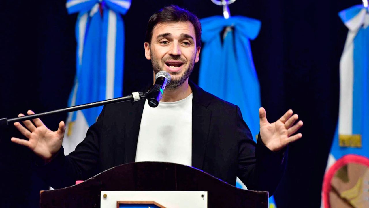 “Nacho” Torres: “Es fuerte saber que alguien que vive en Córdoba cobre lo mismo que un docente que se levanta todos los días para trabajar, por eso hay que terminar con estas avivadas”