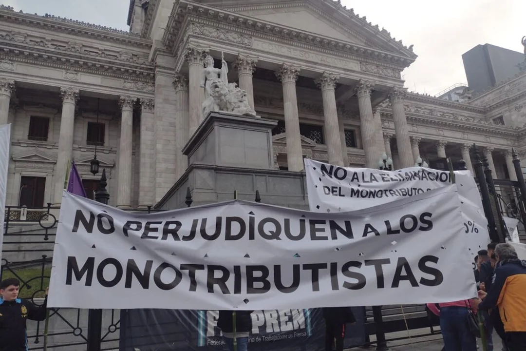 El reempadronamiento de monotributistas sociales deja a más de un millón sin cobertura de salud