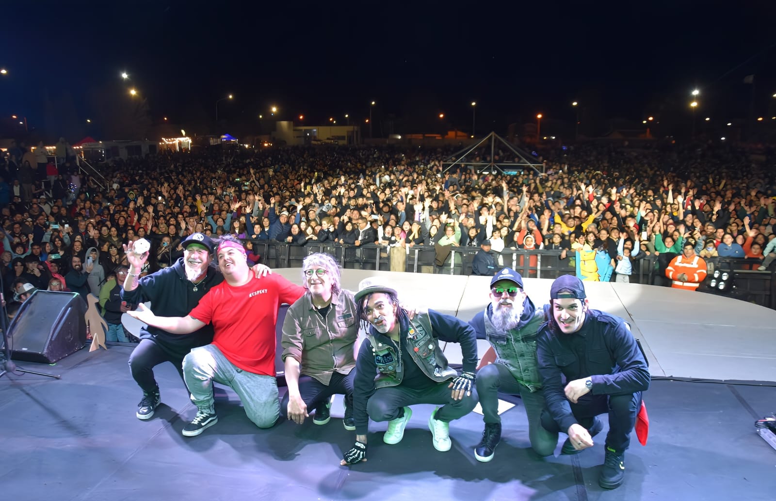 Regresó a Trelew la Fiesta del Pingüino con la exitosa presentación de Kapanga