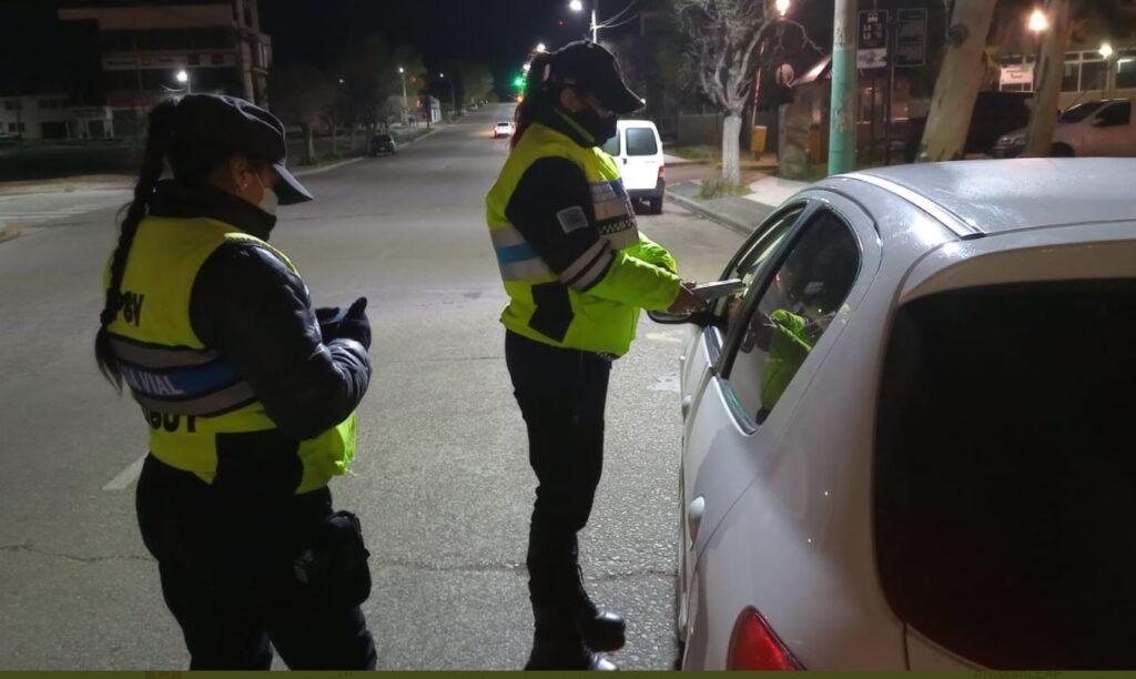 Multas millonarias por alcoholemias en Madryn: La mínima supera el millón de pesos, mientras que la más cara roza los $ 5 millones