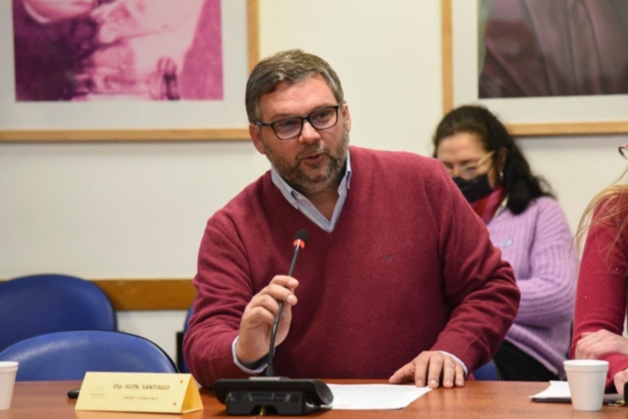 Igon le recomendó a Taccetta que no aplique la resolución de Caputo en Esquel “porque afectará” severamente “la recaudación municipal”