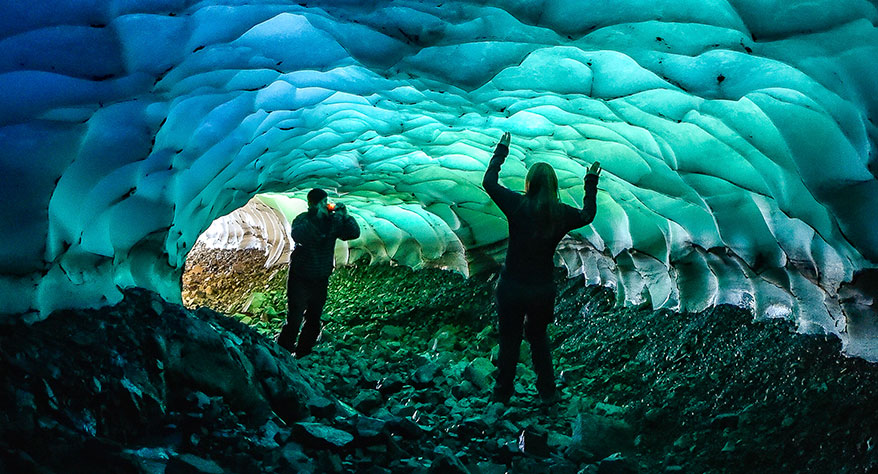 Taccetta y Lapenna anunciaron la creación del Área Natural Protegida “Túneles de Hielo”