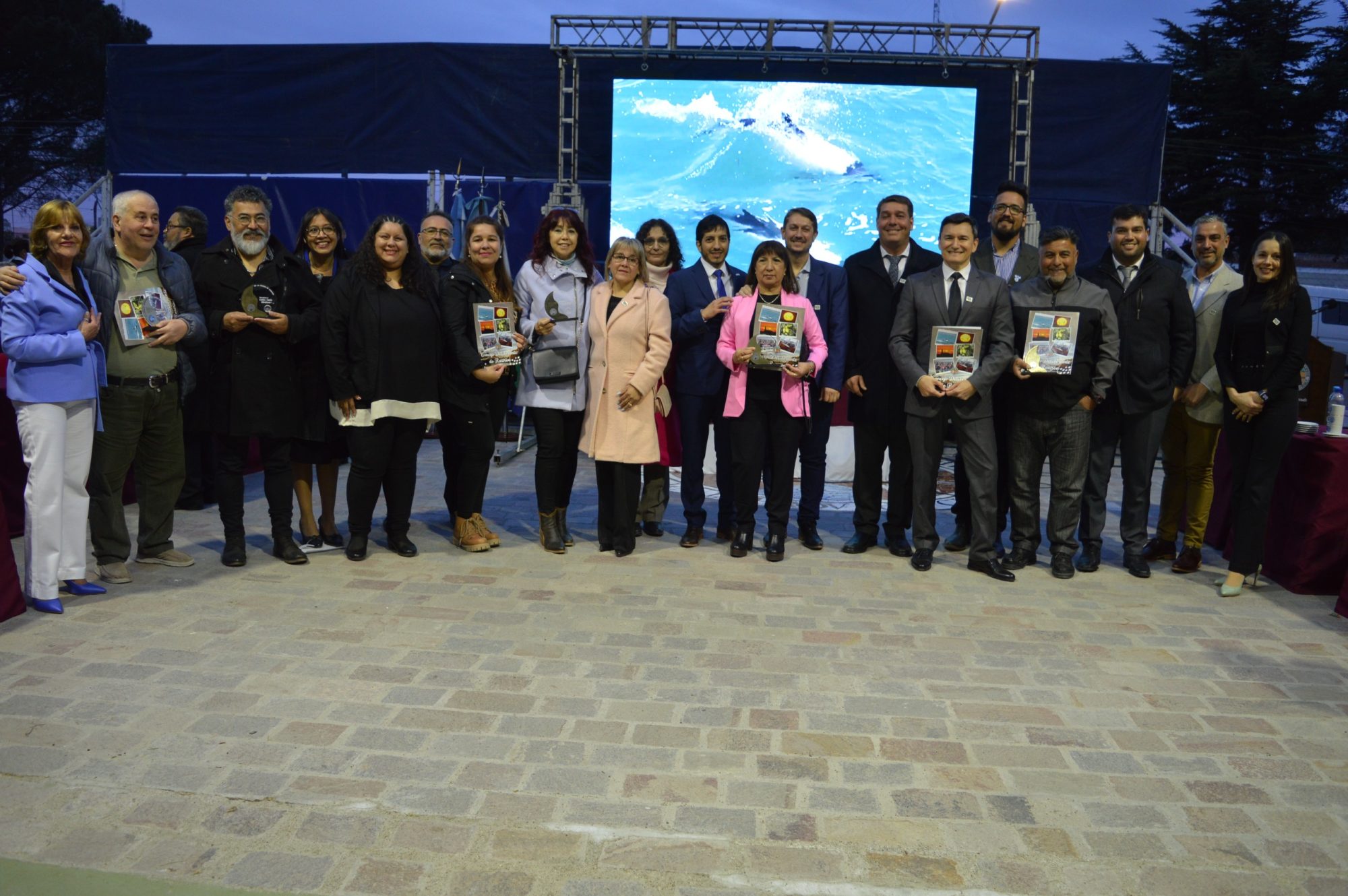 Rawson: En sesión especial, los concejales reconocieron a una decena de vecinos destacados