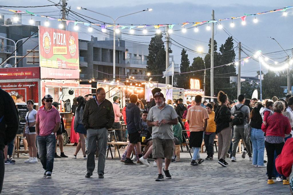 El fin de semana largo llega la Feria Madryn Comestible, un paseo de sabores