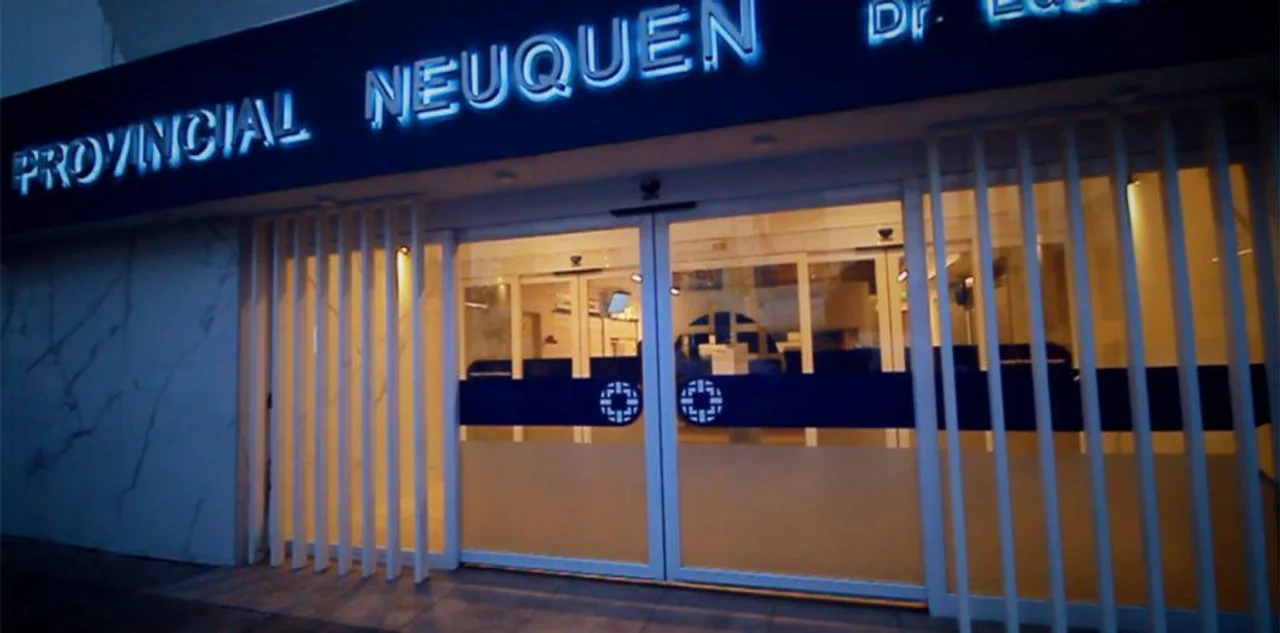 Neuquén: Un policía fue baleado por un compañero y no siente sus piernas