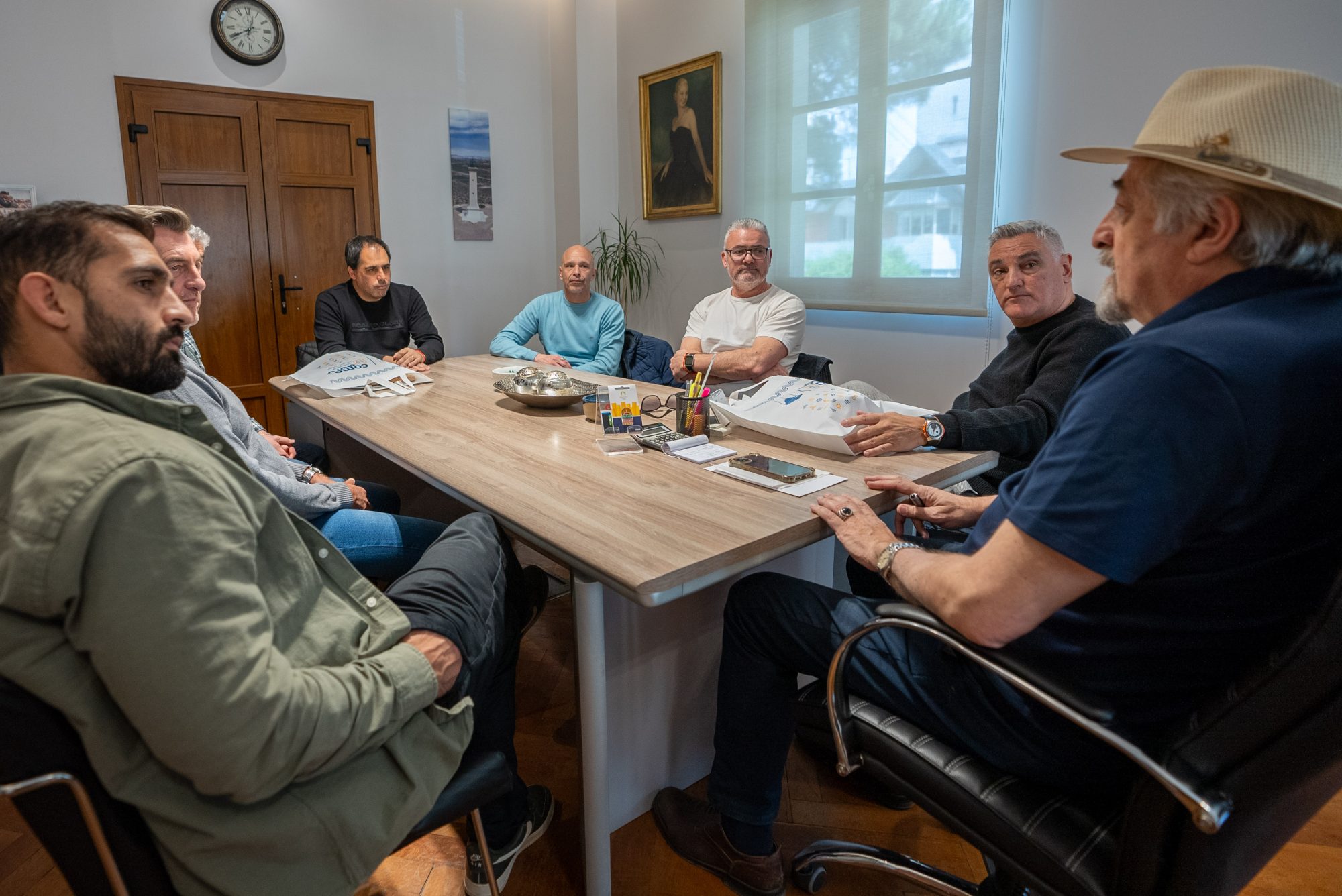 Macharashvili recibió a reconocidos deportistas nacionales que estarán presente en la 5ª Expo Deportes