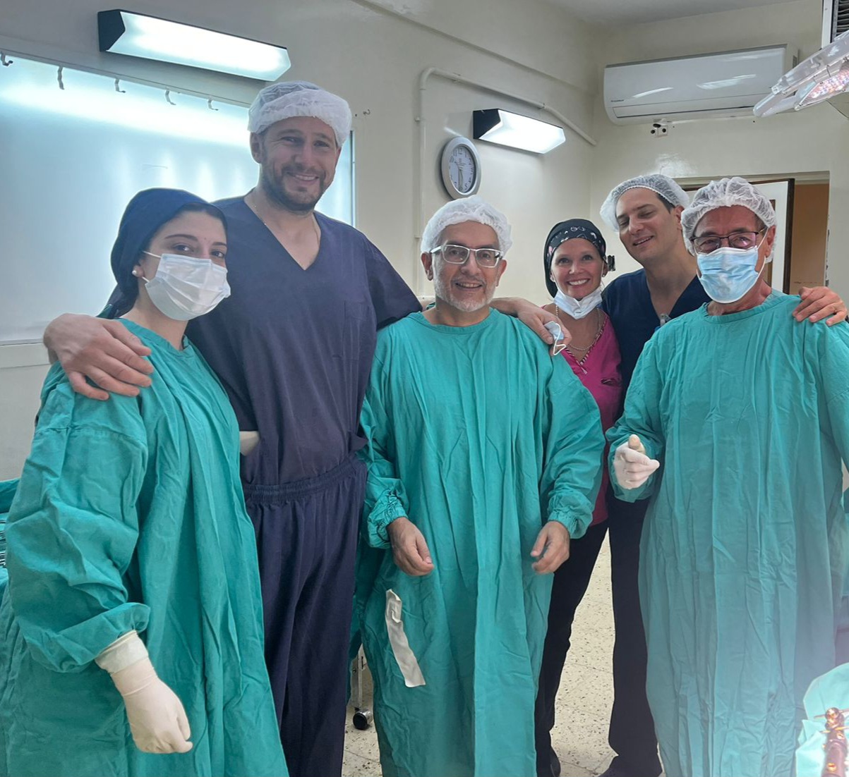 El Hospital Zonal de Trelew realizó nueva cirugía de alta complejidad con técnicas innovadoras
