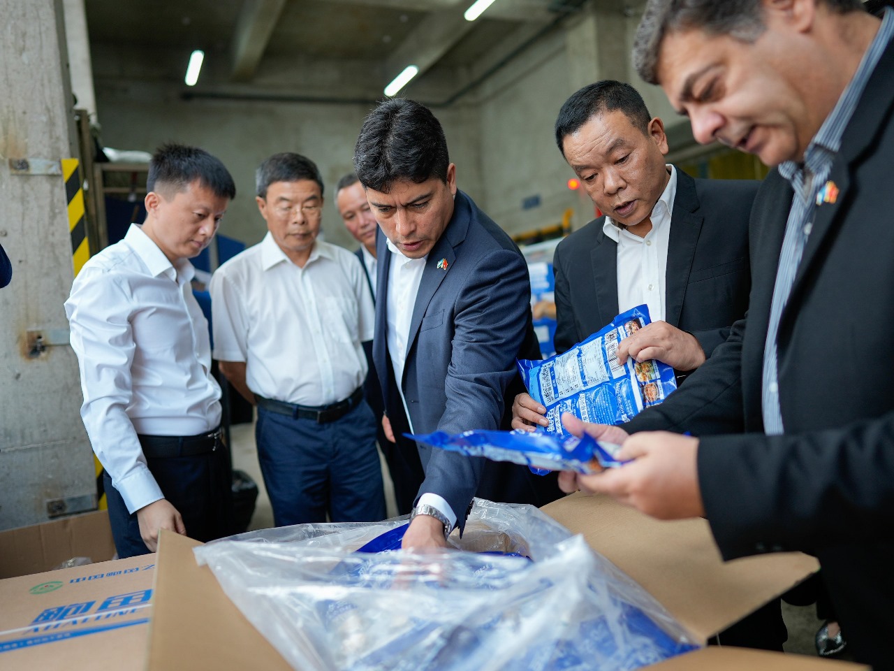 Vidal gestiona inversiones para Santa Cruz en China: “Estamos trabajando para el futuro de nuestra gente”