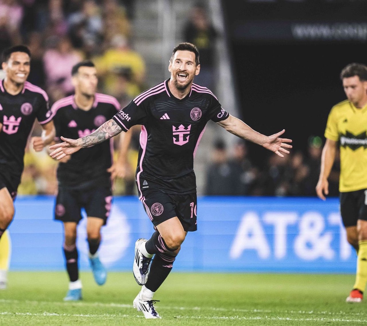 Messi brilló con dos goles e Inter Miami ganó la Supporters’ Shield