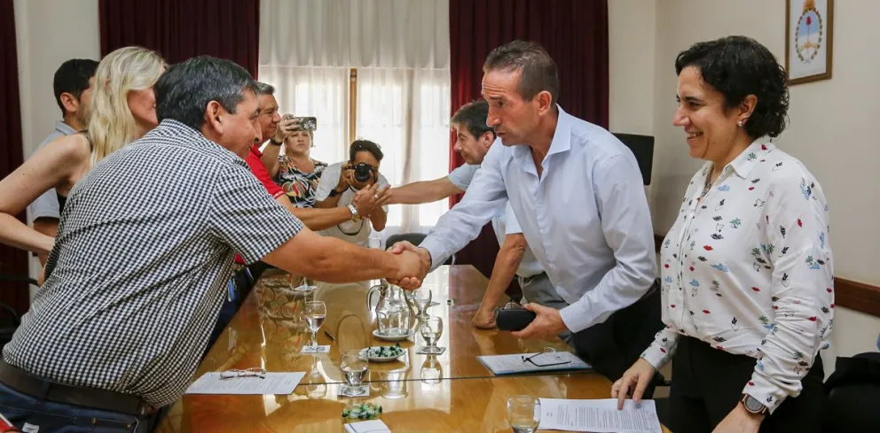 Neuquén: Los gremios aceptaron la propuesta salarial del gobierno