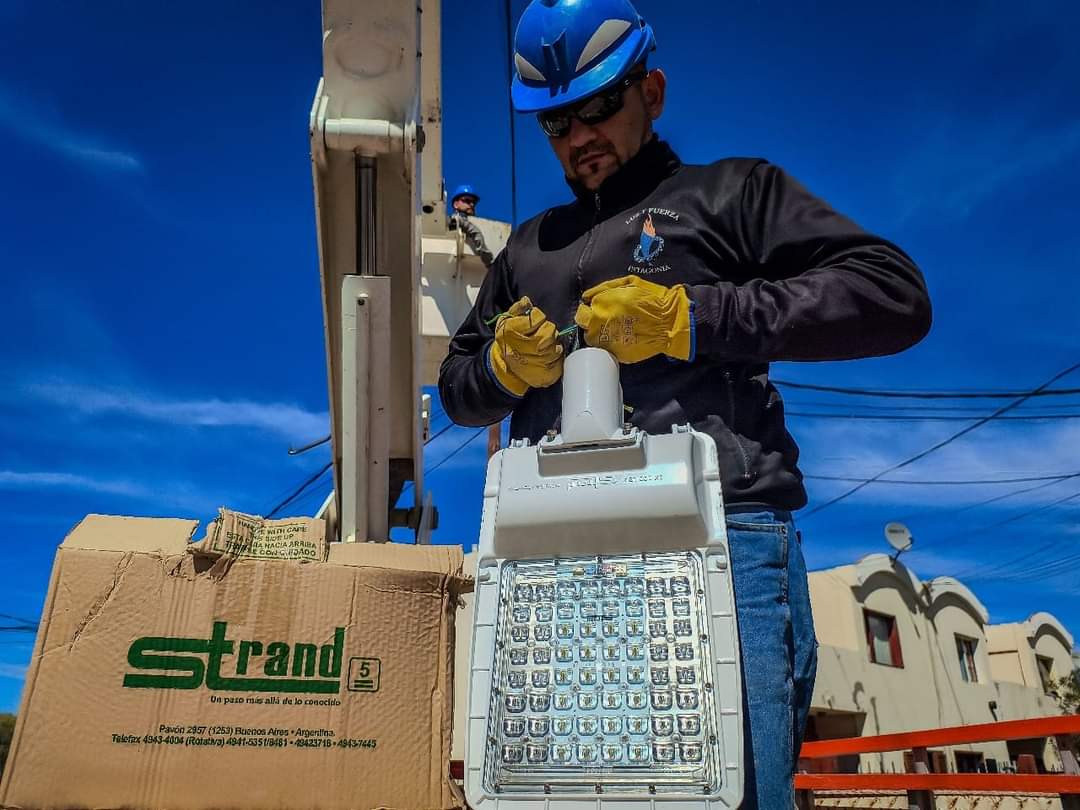 En lo que va del año, Servicoop ya instaló más de 650 led en Puerto Madryn