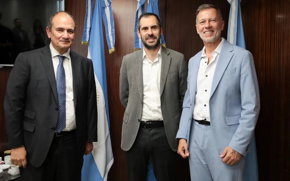 Paso clave para el transporte bimodal entre Neuquén y Chile: Unirán ambos puntos con un recorrido por ferrocarril y otro en camión