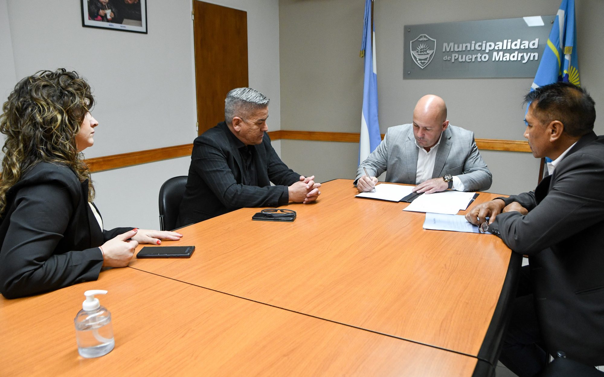 Sastre destacó que el lunes iniciará el servicio de transporte urbano de pasajeros desde y hacia el Parque Ecológico “El Doradillo”