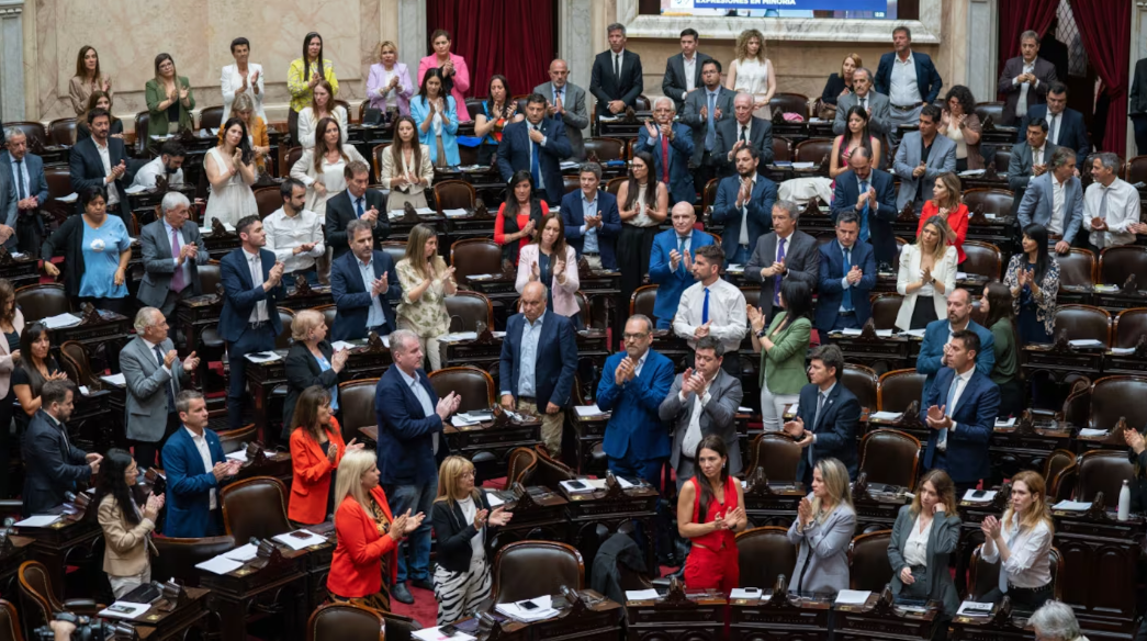 Ficha Limpia: El Gobierno y los bloques dialoguistas aceleran el proyecto que le impediría a Cristina Kirchner ser candidata