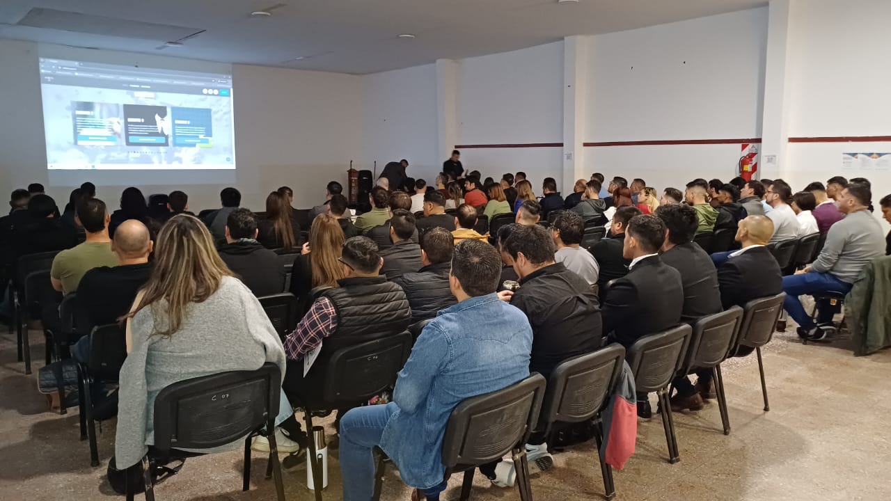 Cibercrimen y evidencia digital en El Maitén: Apuntan a fortalecer la capacidad de respuesta de la Policía del Chubut frente a delitos informáticos