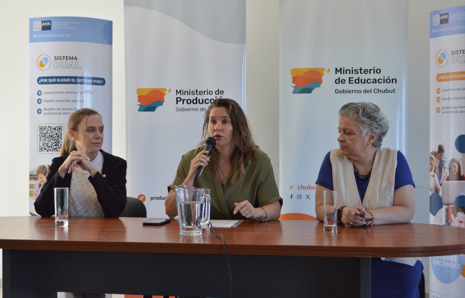 Chubut fortalece su compromiso con la integración de los jóvenes al mercado laboral