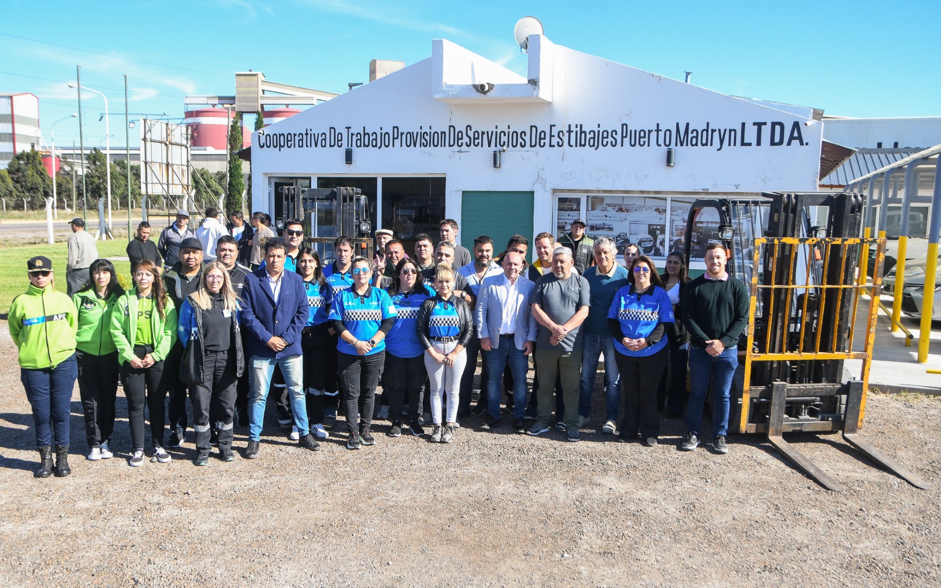 Sastre destacó el desarrollo de una gran cantidad de capacitaciones para los vecinos de Puerto Madryn